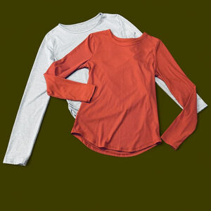 Long Sleeve T-Shirts Bundle Lot M/L

Orange and grey long sleeve tops #preppy